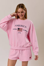USA GRAPHIC EMBO SWEATSHIRT AND SHORTS