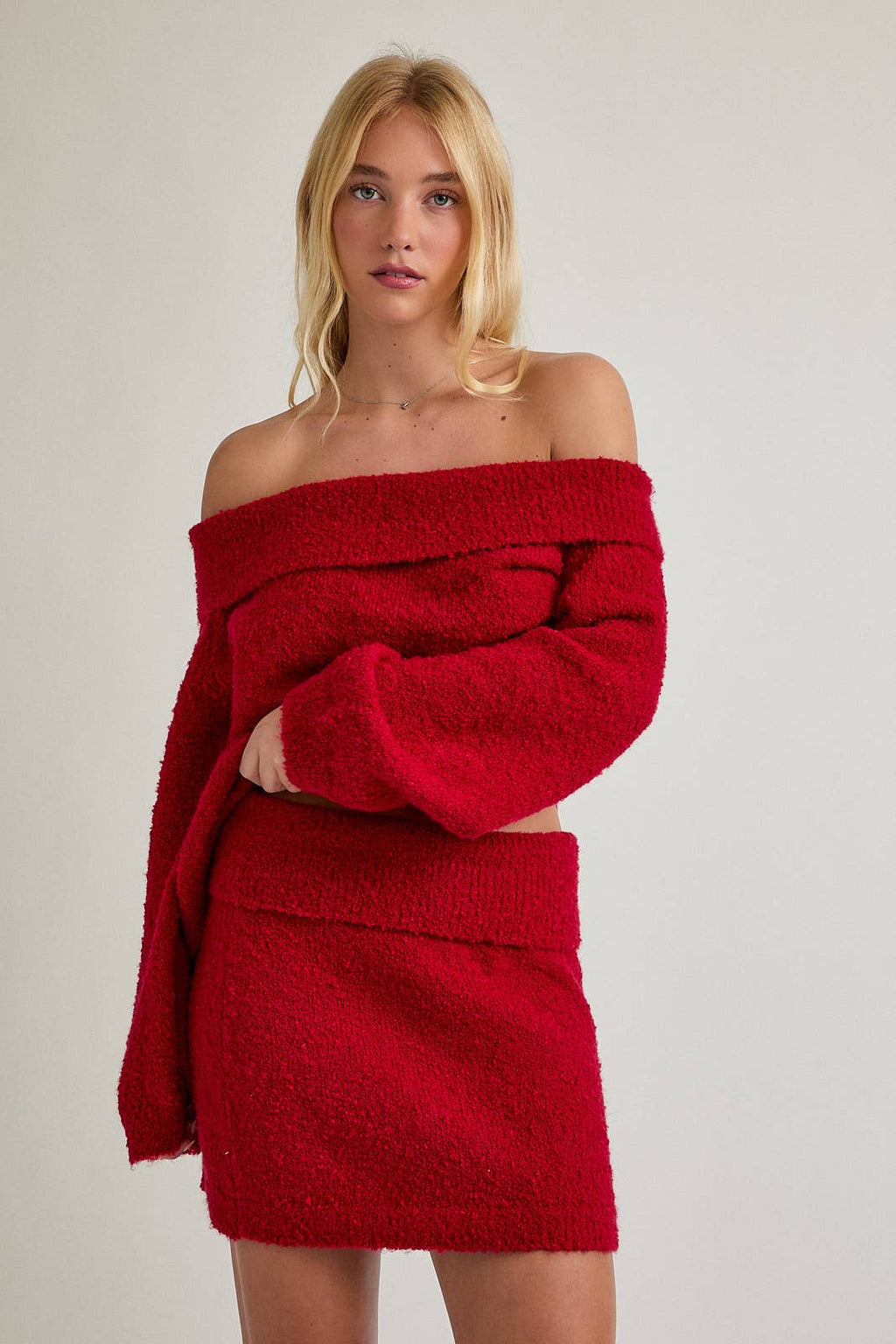 OFF SHOULDER ASYMMETRICAL TEXTURE SWEATER & MINI SKIRT