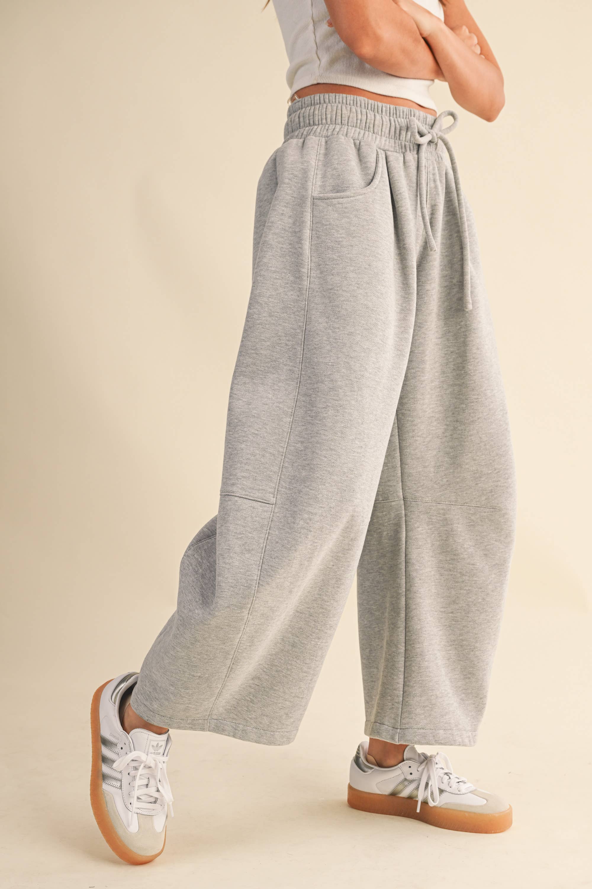 BARREL SWEATPANTS WITH SIDE POCKETS