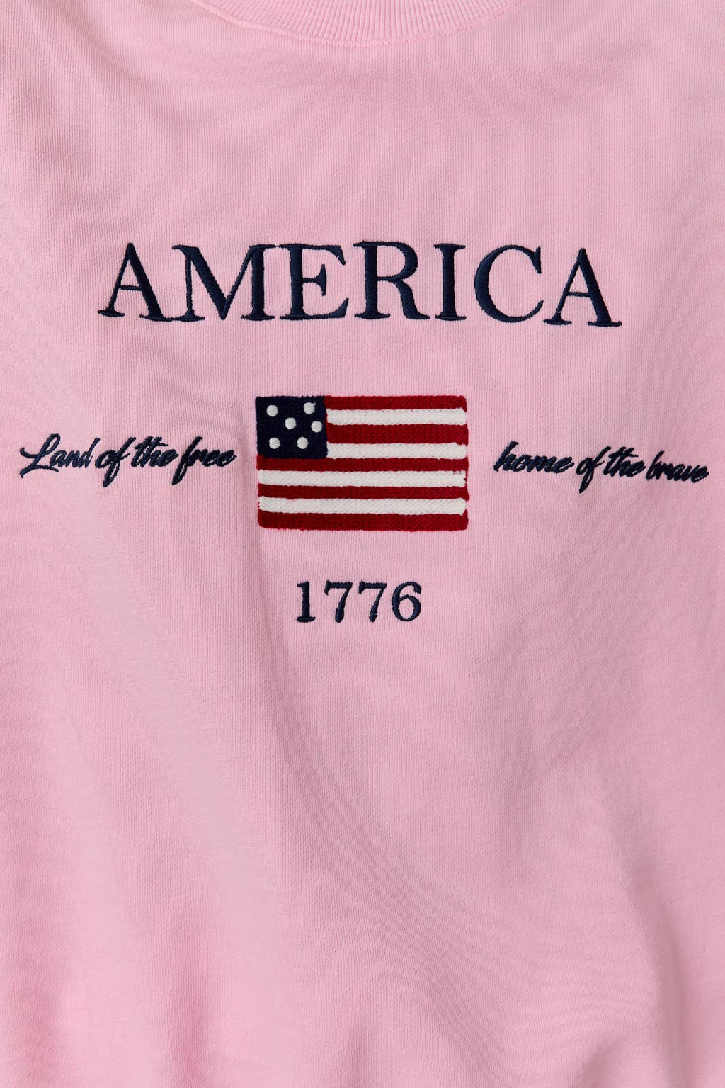 USA GRAPHIC EMBO SWEATSHIRT AND SHORTS