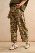 LEOPARD BARREL PANTS