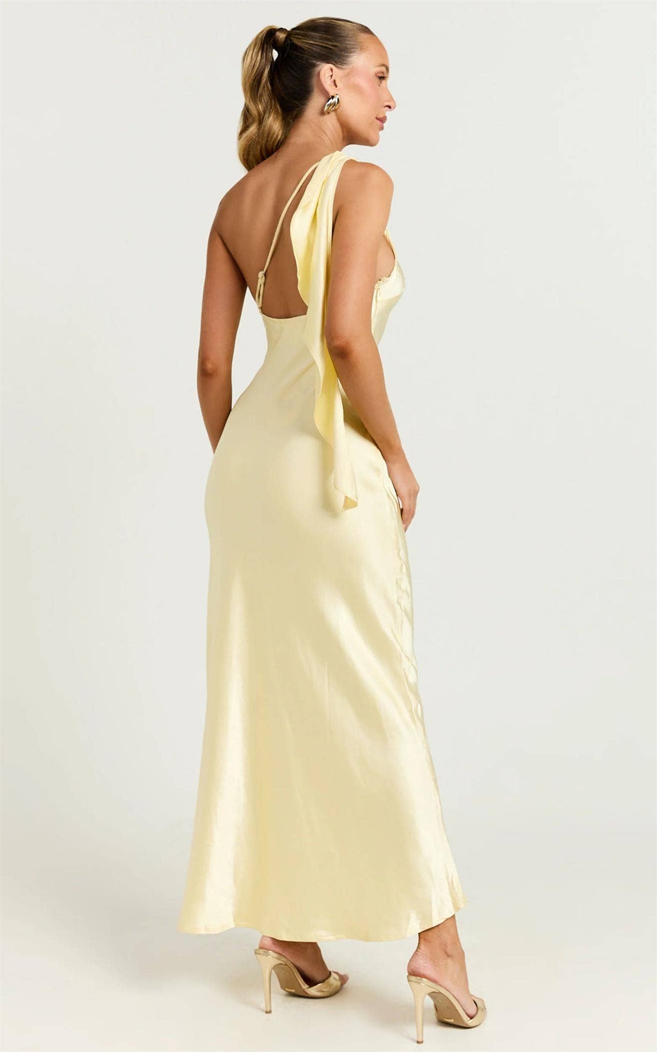 ONE SHOULDER SATIN MAXI DRESS