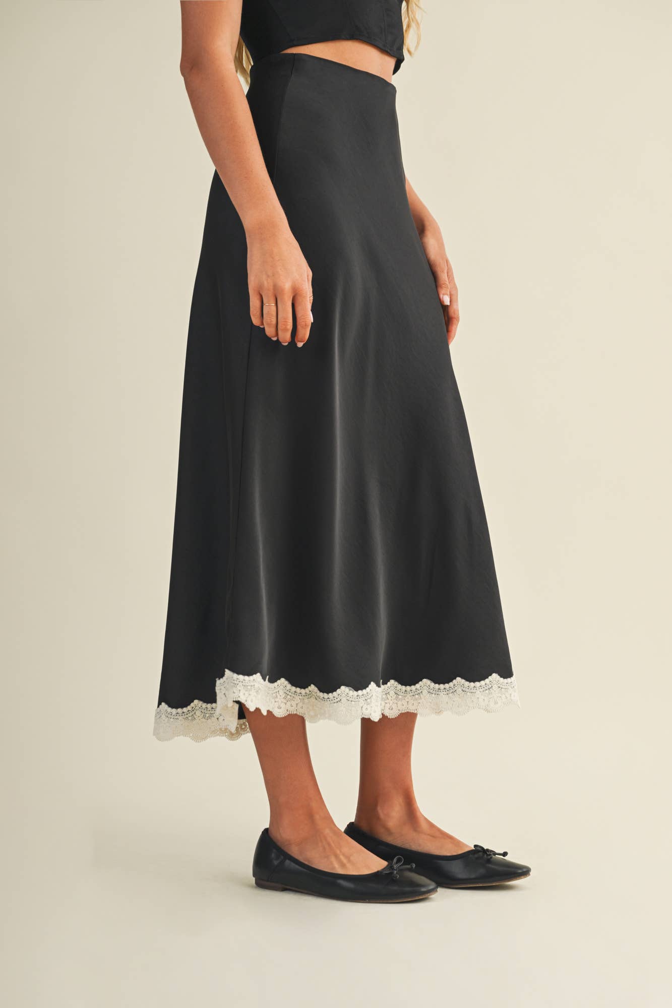 LACE TRIMMED MAXI SKIRT