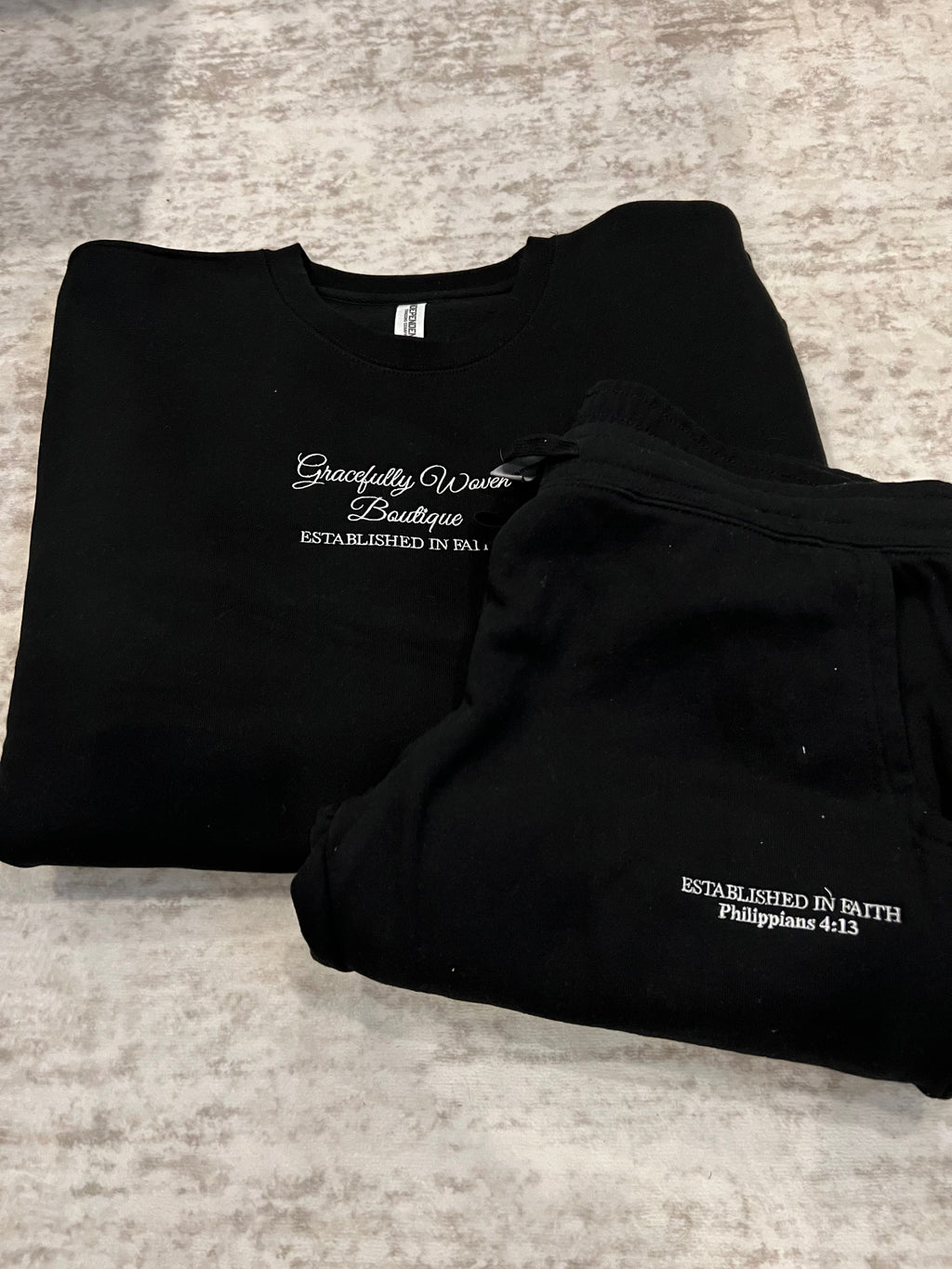 Matching sweat suit with verse Philippians 4:13