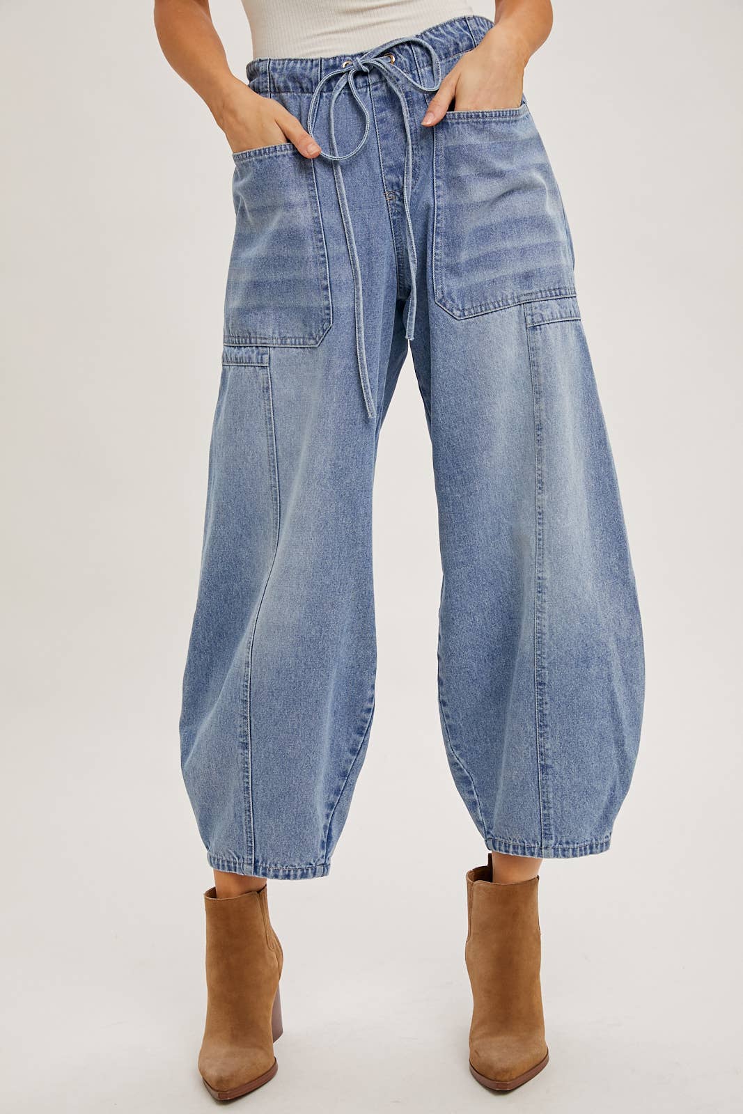 DENIM MID-WAIST DRAWSTRINGS BARREL JEANS