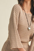 OVERSIZED SWEATER TOP