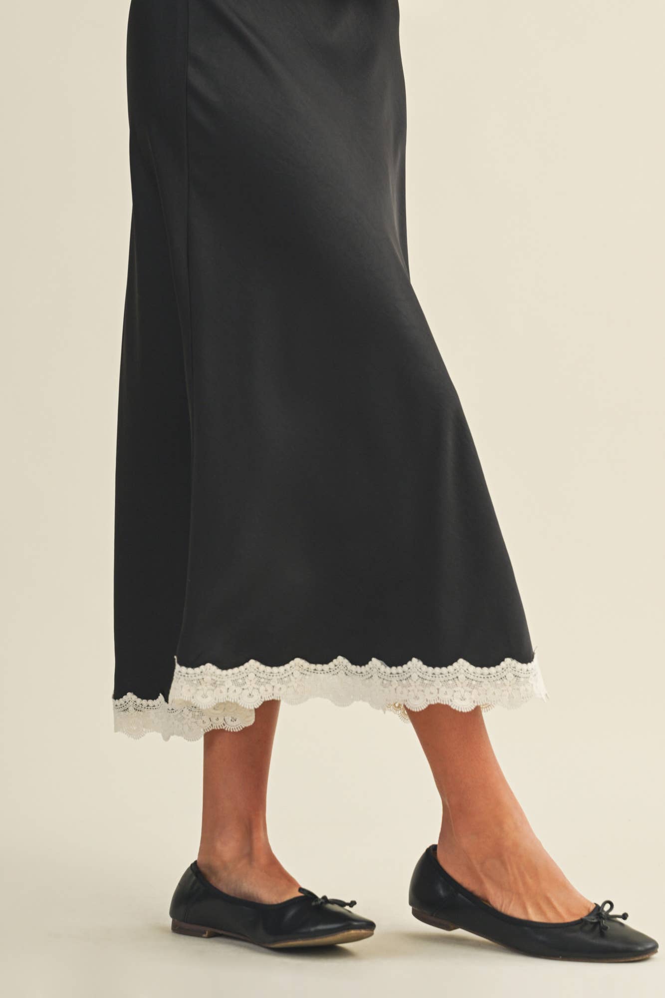 LACE TRIMMED MAXI SKIRT